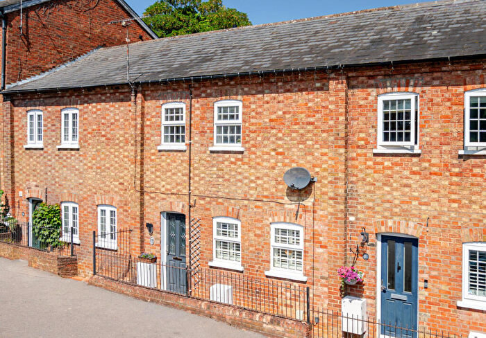 3 Bedroom Terraced House For Sale In Russell Street, Woburn Sands, Milton Keynes, MK17