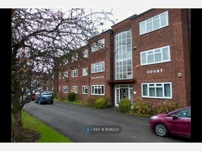 2 Bedroom Flat To Rent In Ballbrook Court, Manchester, M20