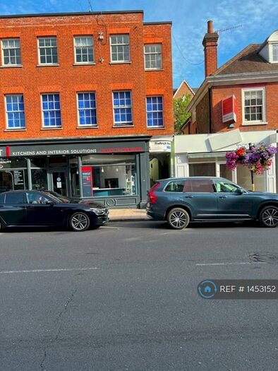 2 Bedroom Flat To Rent In Sydenham Road, Guildford, GU1