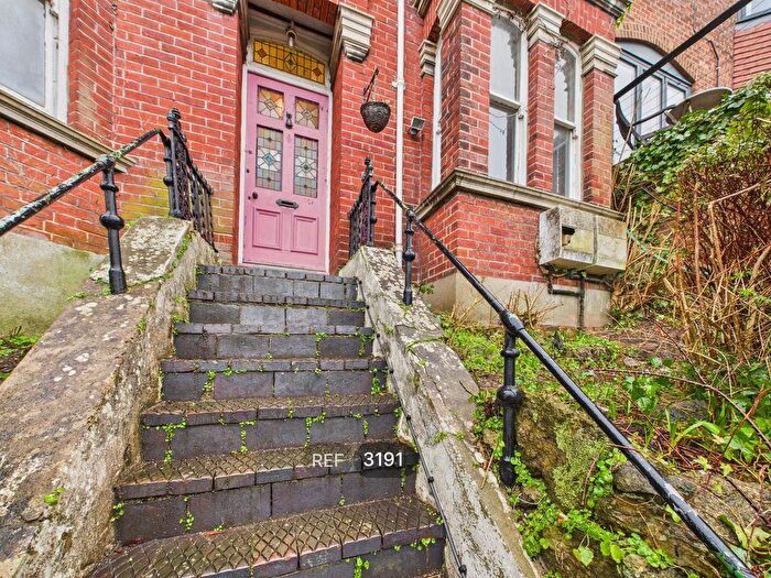 2 Bedroom Flat To Rent In Woodside Avenue, Brighton, BN1