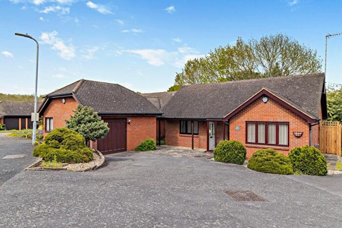 2 Bedroom Detached Bungalow For Sale In Horns End Place, Pinner, HA5