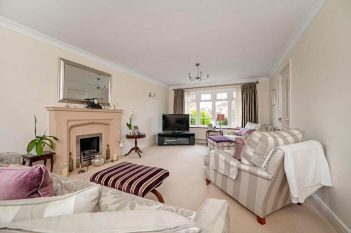 4 Bedroom Detached House For Sale In Cotswold Close, Melton Mowbray, LE13