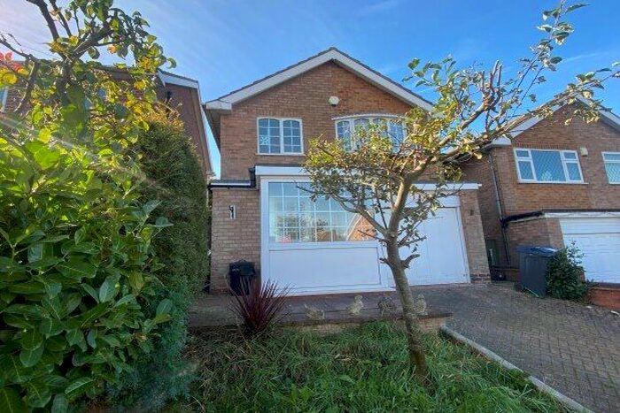 3 Bedroom Property To Rent In Wideacre Drive, Birmingham, B44