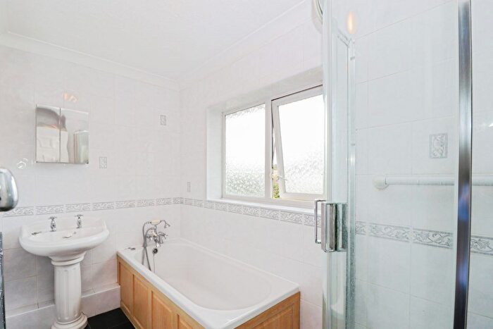 3 Bedroom Terraced House For Sale In Beevors Garden, Bungay, NR35