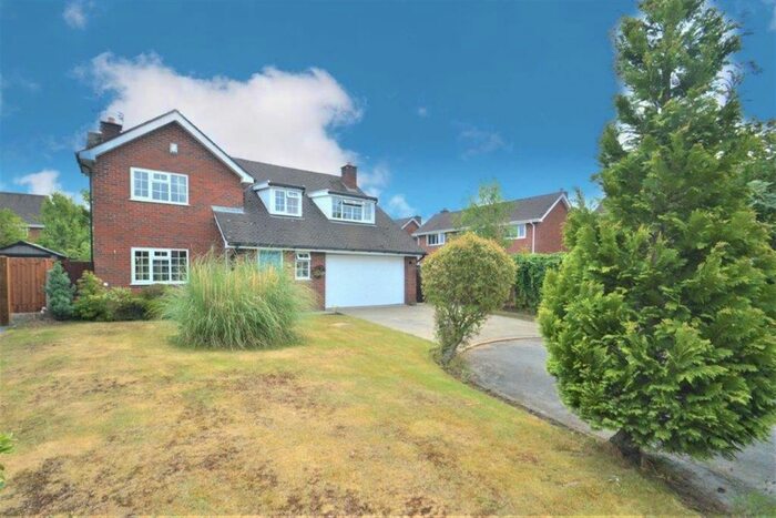 4 Bedroom Detached House To Rent In Barncroft Close, Chelford, Macclesfield, SK11