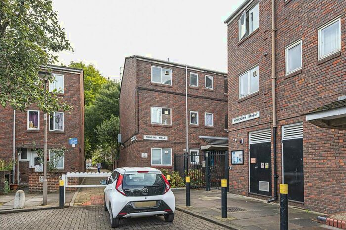 1 Bedroom Flat To Rent In Frostic Walk, , Brick Lane, London, E1