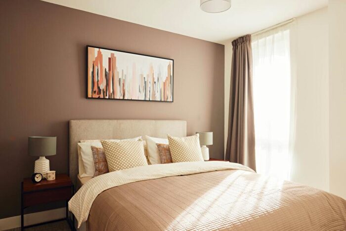 2 Bedroom Apartment To Rent In Avebury Boulevard, Milton Keynes, Buckinghamshire, MK9