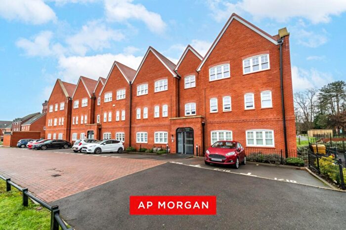 2 Bedroom Apartment For Sale In Macniece Close, Birmingham, West Midlands, B29