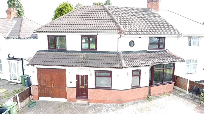 4 Bedroom Semi-Detached House To Rent In Wallows Lane, Bescot, Walsall, WS2