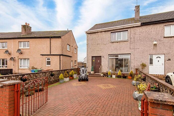 2 Bedroom Semi-Detached House For Sale In Stewart Crescent, Lochgelly, KY5