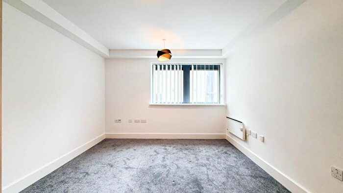 2 Bedroom Flat To Rent In Centro, Charles Street, BS1