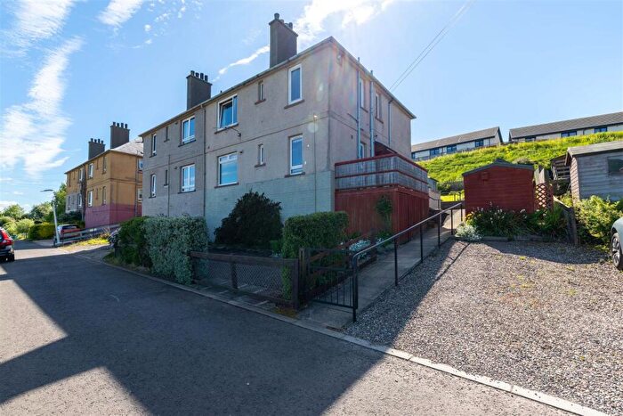 2 Bedroom Flat For Sale In Woodriffe, Newburgh, Cupar, KY14