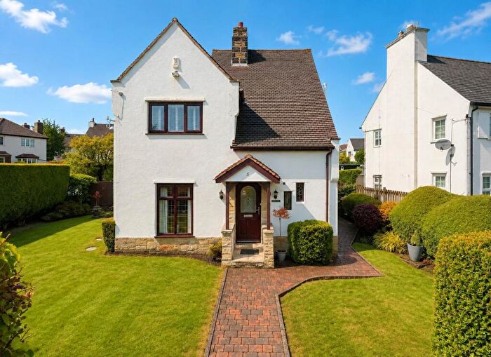 4 Bedroom Detached House For Sale In Woodhall Park Drive, Stanningley, Pudsey, LS28