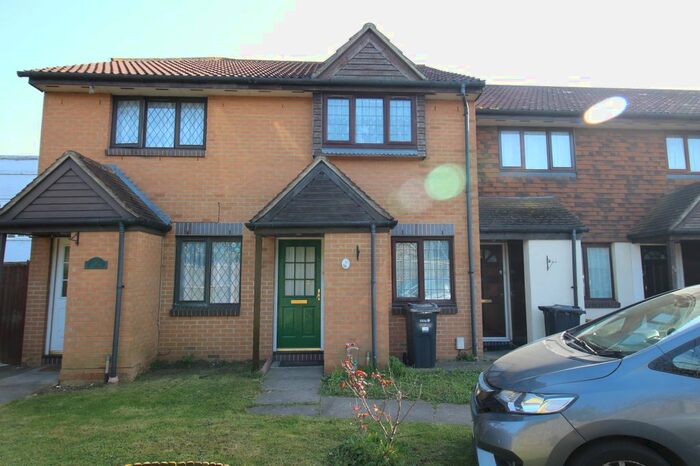 2 Bedroom Terraced House To Rent In Palmer Road, Romford, RM8