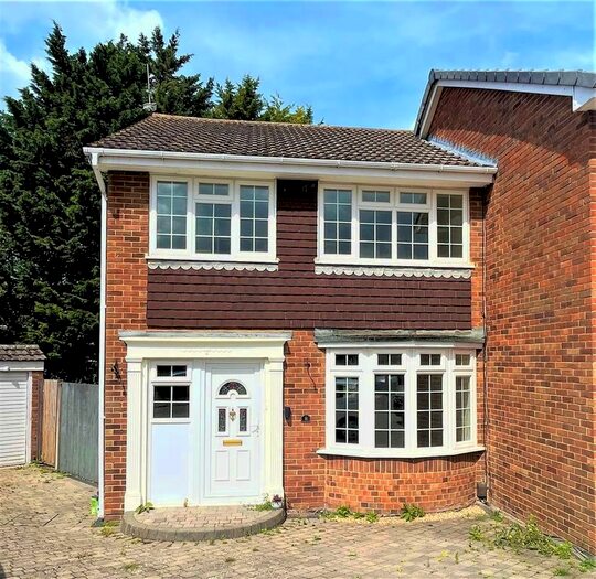 3 Bedroom Semi-Detached House To Rent In Russell Close, Borden, Kent, ME10