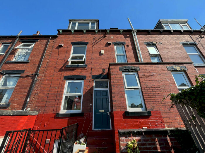 4 Bedroom Terraced House To Rent In Royal Park Grove, Leeds, West Yorkshire, LS6