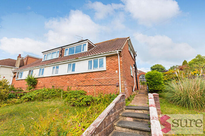 3 Bedroom Detached Bungalow To Rent In Park Close, Brighton, BN1