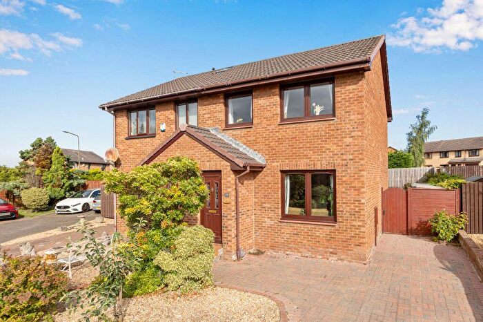 3 Bedroom Semi-Detached House For Sale In Clayknowes Way, Musselburgh, EH21