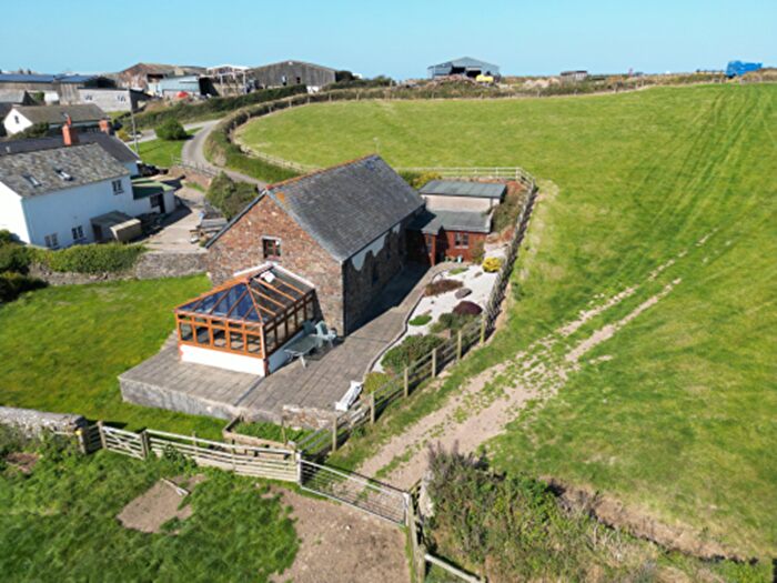 3 Bedroom Country House To Rent In Blegberry Farm, Hartland, EX39