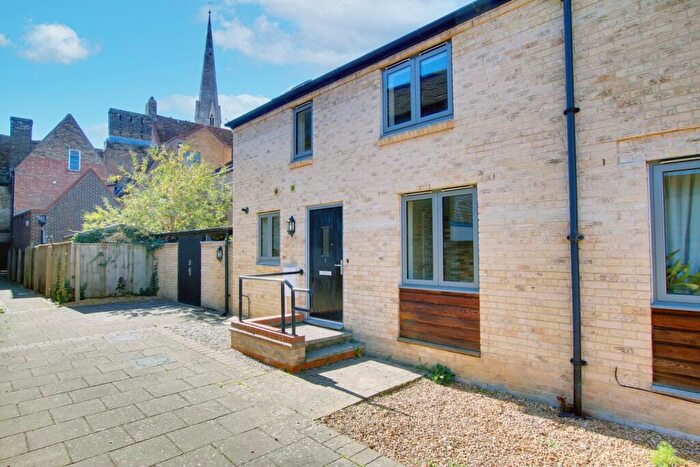 2 Bedroom End Of Terrace House For Sale In St. Legers Mews, St. Ives, Cambridgeshire, PE27