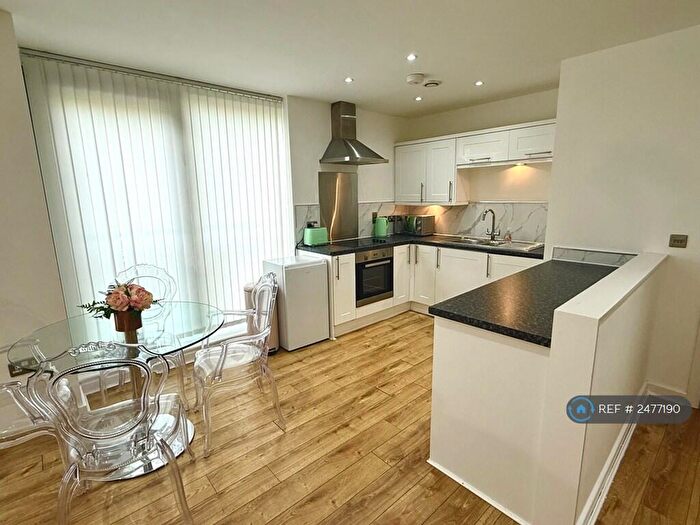 1 Bedroom Flat To Rent In Heron House, Bedford, MK40