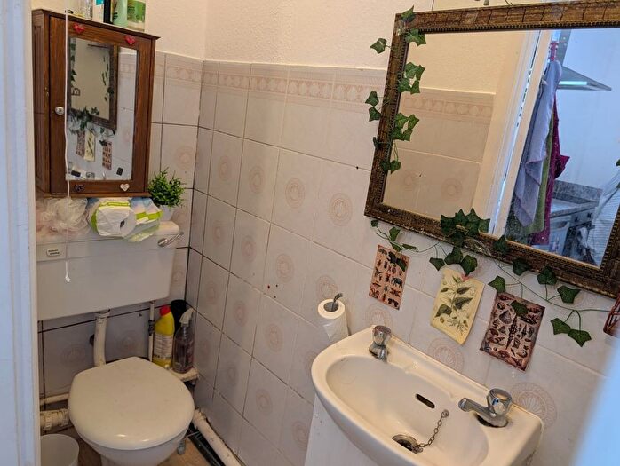 1 Bedroom Studio To Rent In Lodge Causeway, Bristol, BS16