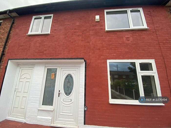3 Bedroom Terraced House To Rent In Windermere Road, Windermere, M24