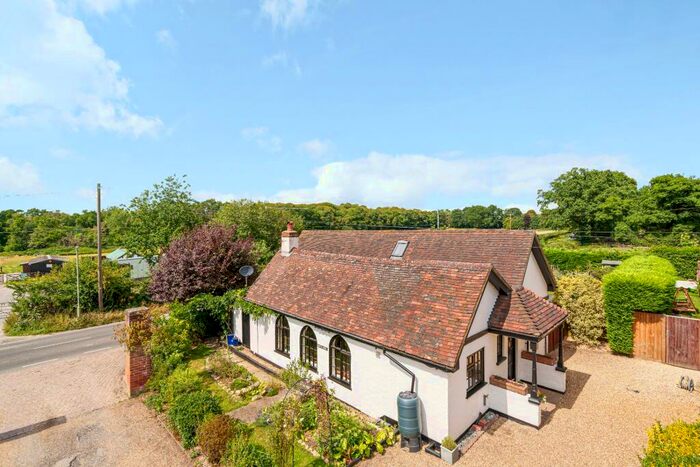 4 Bedroom Detached House For Sale In Worplesdon, GU3