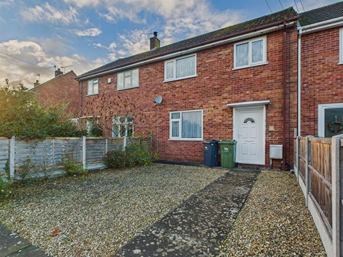 3 Bedroom Terraced House For Sale In Duke Of Edinburgh Way, Malvern, WR14