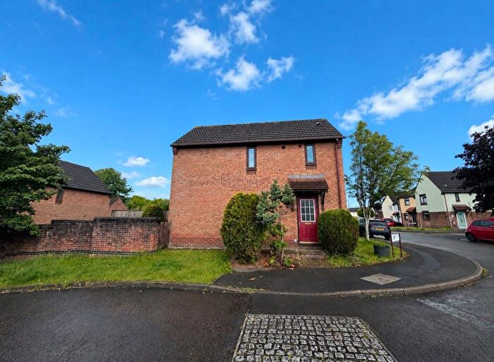3 Bedroom Property To Rent In Squires Gate, Rogerstone, Newport, NP10