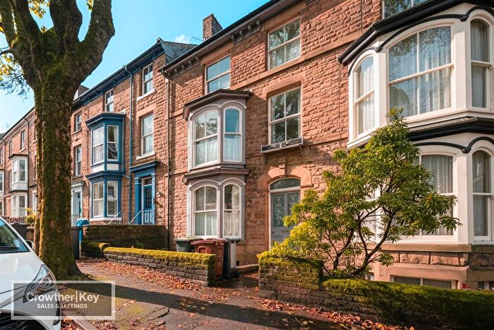 4 Bedroom Property For Sale In Bath Road, Buxton, SK17