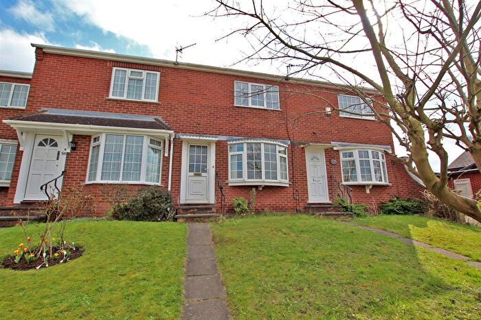 2 Bedroom Town House To Rent In Howbeck Road, Arnold, Nottingham, NG5