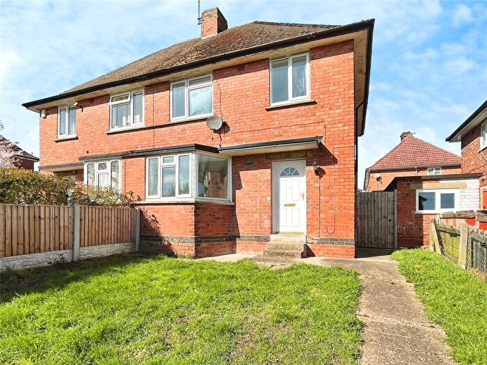 3 Bedroom Semi Detached House To Rent In Lathkill Avenue, Cotmanhay, Ilkeston, Derbyshire, DE7