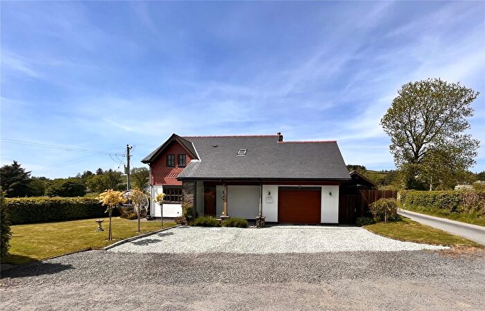 3 Bedroom Detached House For Sale In Cae Capel, Llangurig, Llanidloes, Powys, SY18