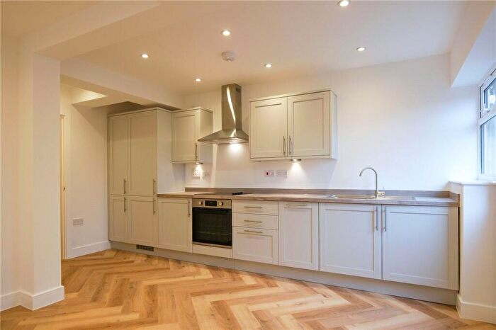 1 Bedroom Apartment To Rent In Crockhamwell Road, Woodley, Reading, Berkshire, RG5