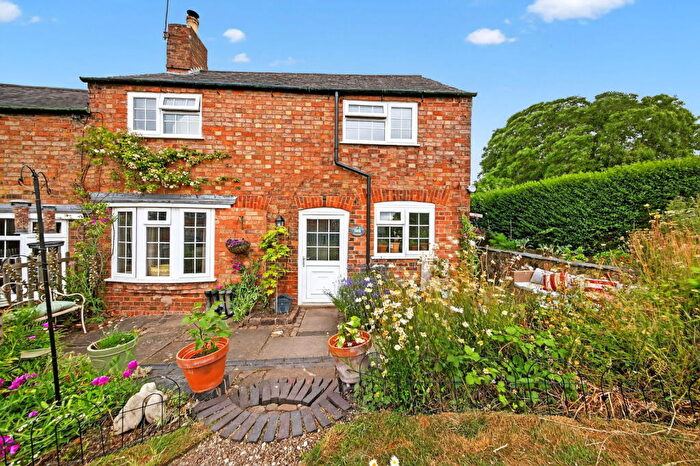 3 Bedroom End Of Terrace House For Sale In Lark Rise Cottage, Town Street, Burton Overy, LE8