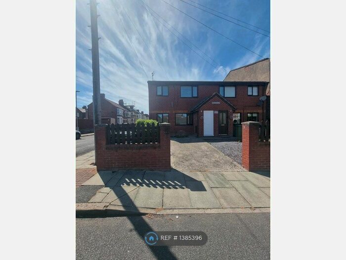 2 Bedroom Flat To Rent In Euston Grove, Prenton, CH43