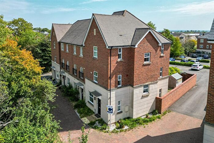 4 Bedroom Property For Sale In Fonda Meadows, Oxley Park, Milton Keynes, MK4