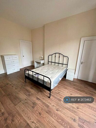 3 Bedroom Flat To Rent In Carnarvon Street, Glasgow, G3