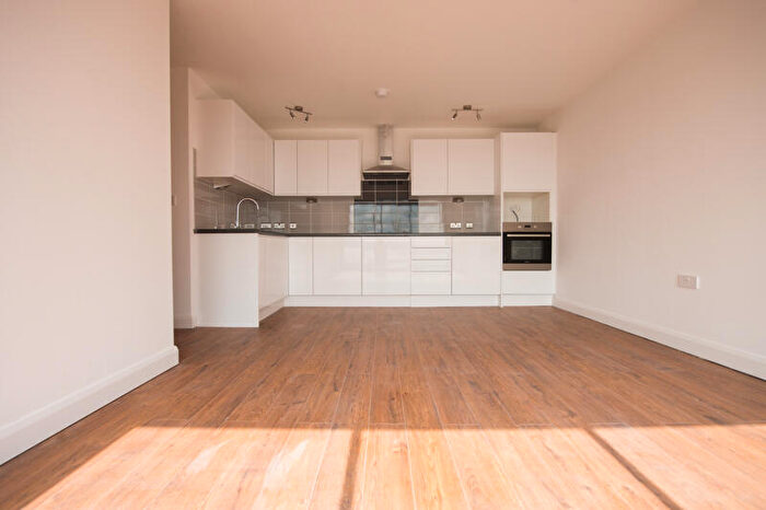 3 Bedroom Apartment To Rent In Princeton Place, Liverpool, Merseyside, L8