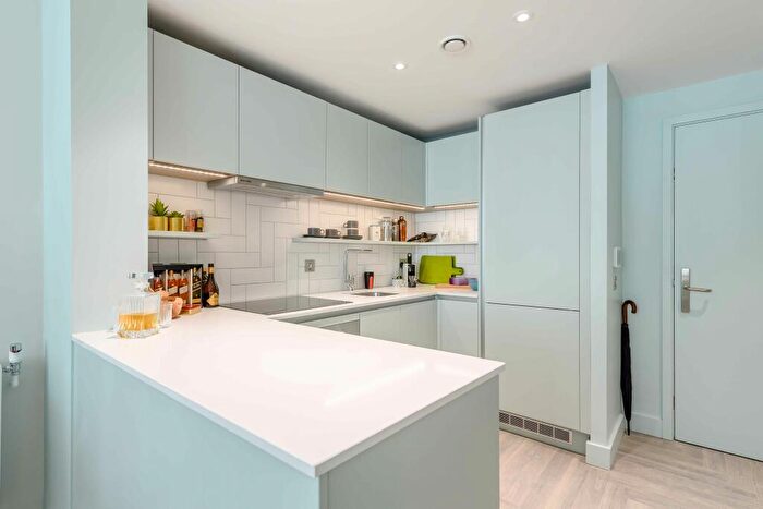 Apartment To Rent In Alameda, Wembley Park, HA9