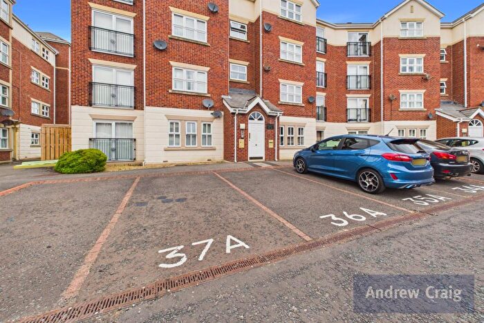 2 Bedroom Apartment For Sale In Alexandra House, Victoria Court, Sunderland, SR2
