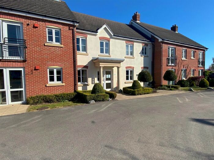 1 Bedroom Property To Rent In New Hall Lodge, Sutton Coldfield, West Midlands, B75