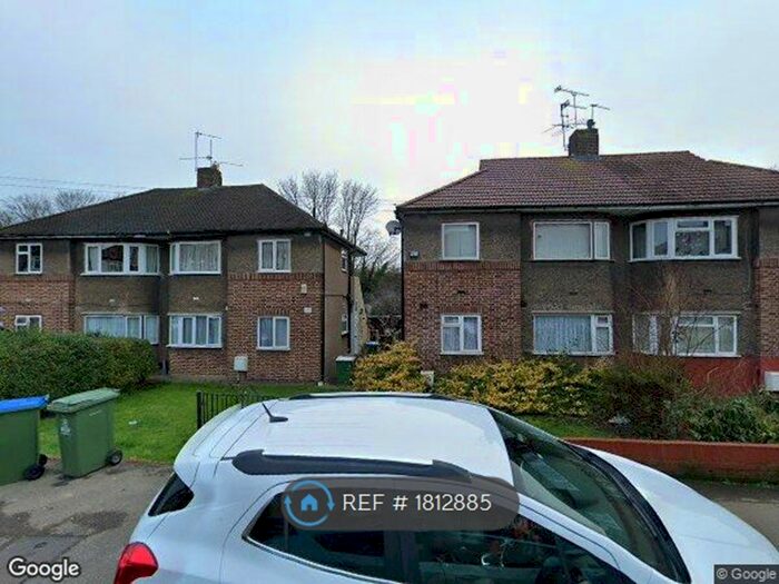 2 Bedroom Flat To Rent In Eversley Avenue, Bexleyheath, DA7