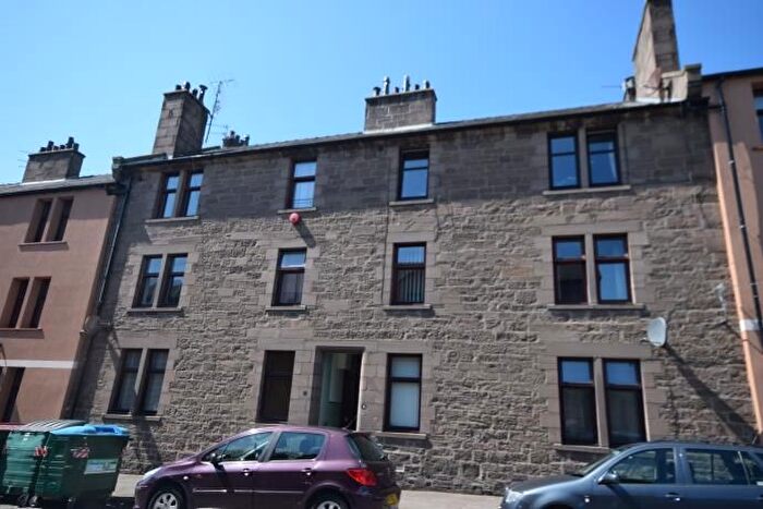 2 Bedroom Flat To Rent In Maitland Street, Dundee, DD4
