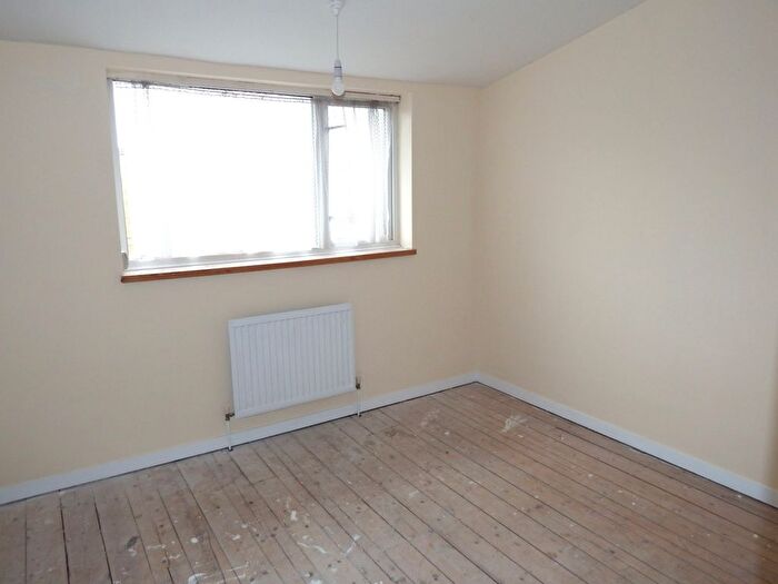 3 Bedroom Terraced House For Sale In Long Leaves, Stevenage, Hertfordshire, SG2