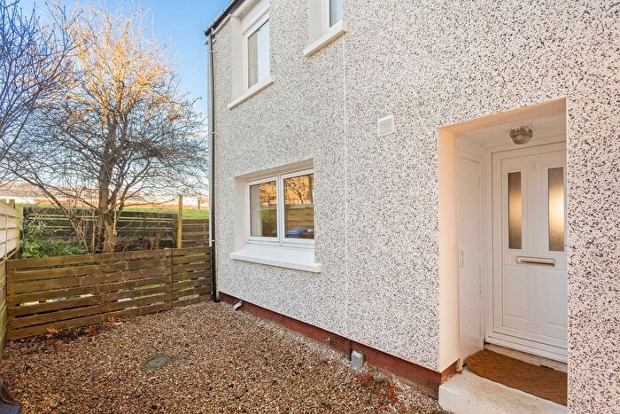 3 Bedroom End Terrace House For Sale In Jubilee Avenue, Deans, Livingston, EH54