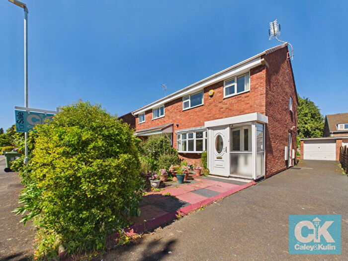 3 Bedroom Semi-Detached House For Sale In Fernwood, Holmcroft, Stafford, ST16