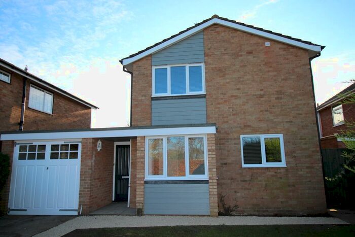 4 Bedroom Detached House To Rent In Maidenhead Road, Windsor, Berkshire, SL4