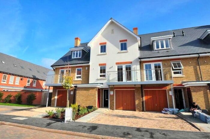 4 Bedroom Terraced House To Rent In Brambling Way, Maidenhead, Berkshire, SL6